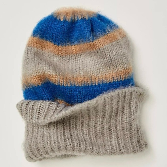FREE PEOPLE THE GROOVE STRIPE BEANIE HAT Grey Blue Tan NWT - Picture 1 of 8